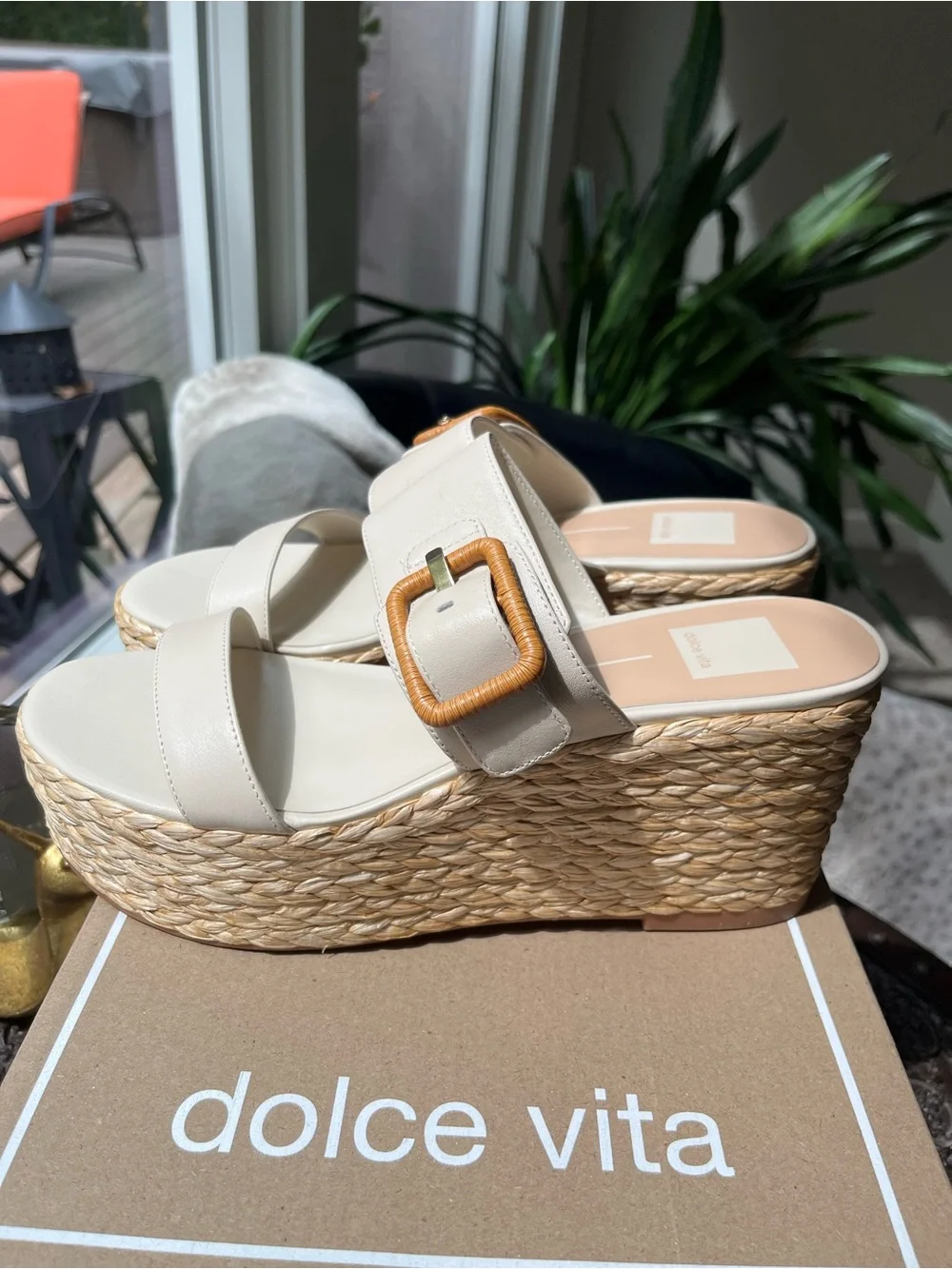 DOLCE VITA THORIN IVORY LEATHER RAFFIA PLATFORM SANDALS 9.5